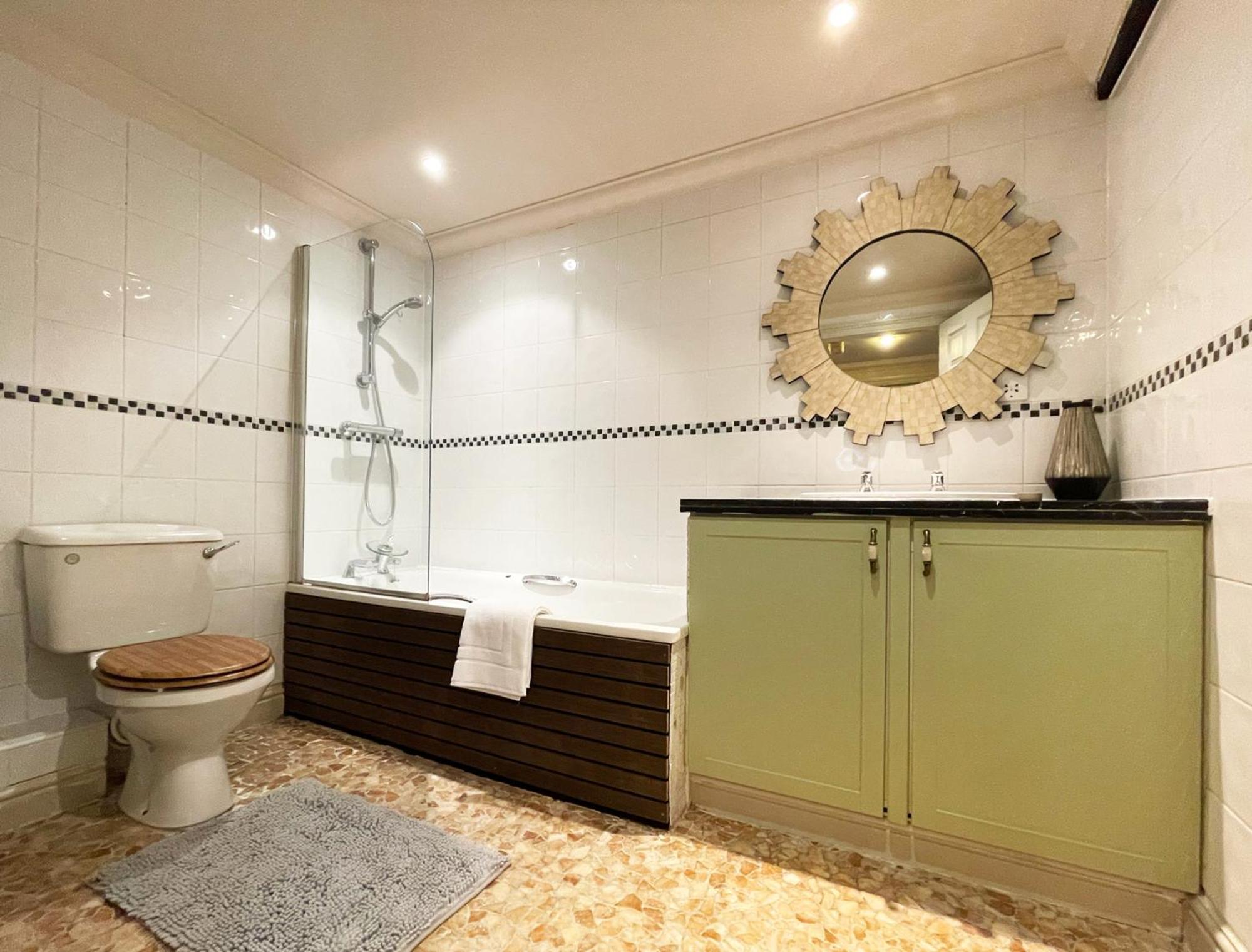 Apartamento Unique Crystal Palace Park Church Conversion Londres